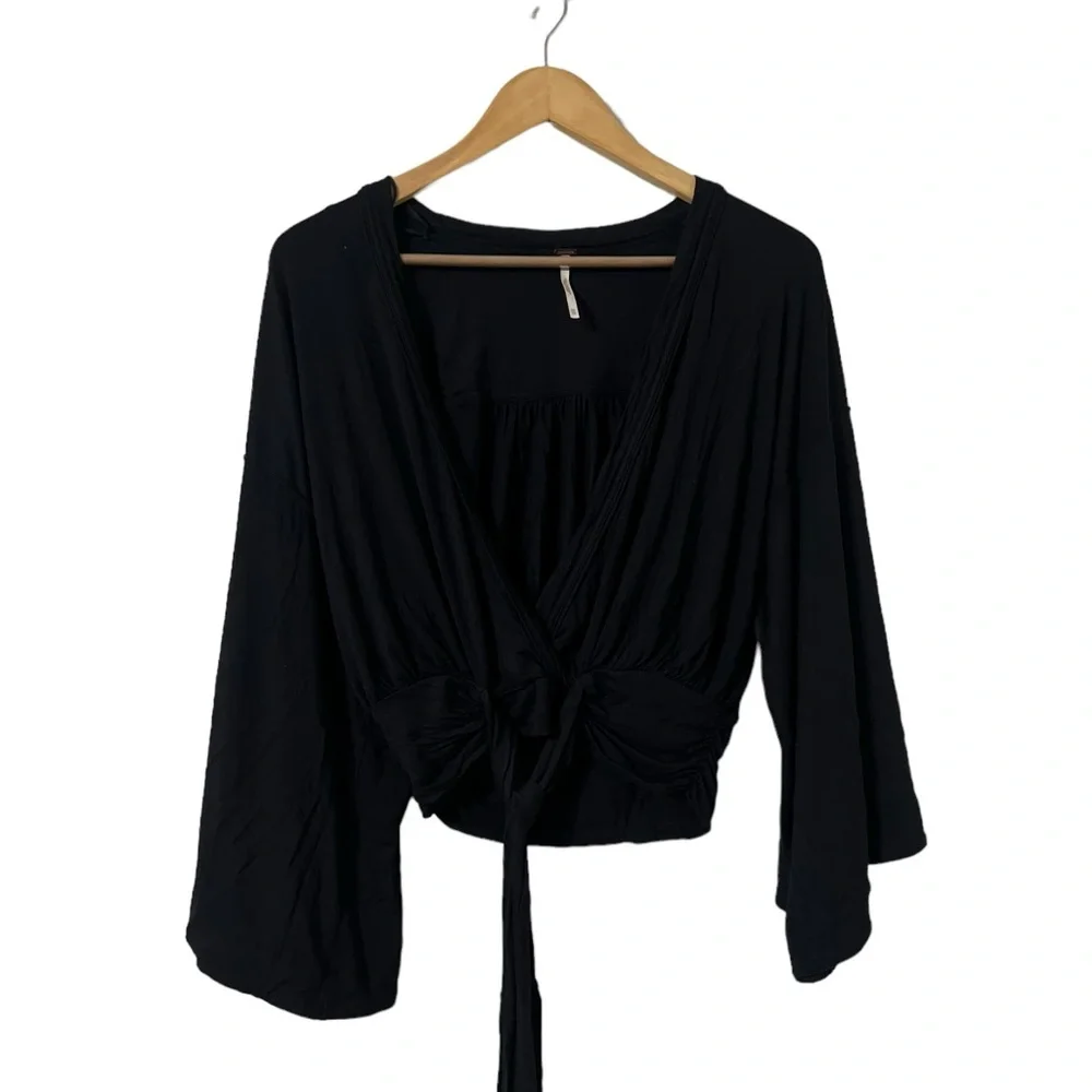 FREE PEOPLE That’s A Wrap Wide Sleeve Kimono Wrap Knit Top Shirt